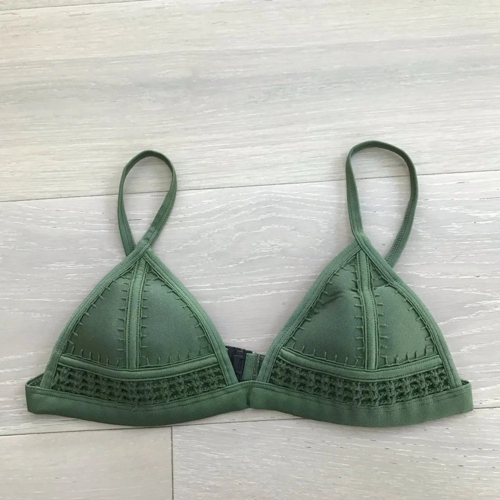 Triangl Green Bikini Top sz small S - Picture 2 of 3